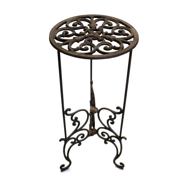 מעמד עציץ, ברזל יצוק